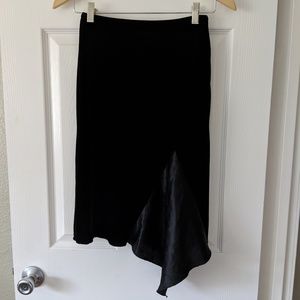 Amy Byer Velvet and Satin Black Skirt EUC